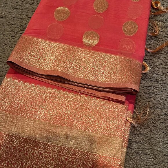 Soft Banarasi Saree in Pastel Pink with Rich Zari Border & Pallu Boutique - Picture 8 of 15
